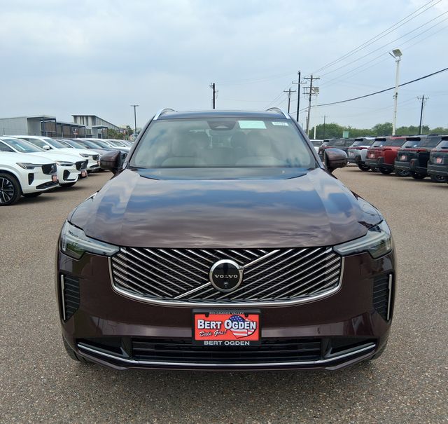 2026 Volvo XC90 Plus Image 2 of 24