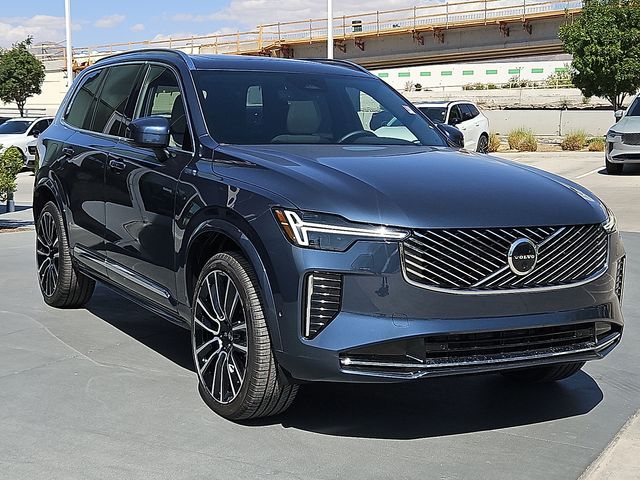2026 Volvo XC90 Plus Image 3 of 28
