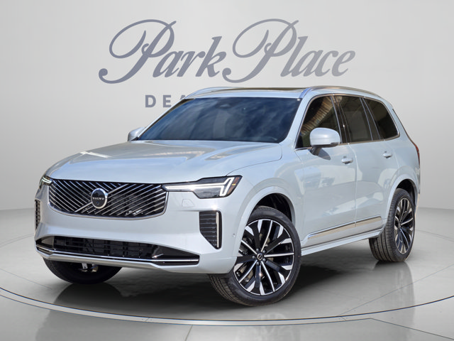 2026 Volvo XC90 Plus Image 2 of 32