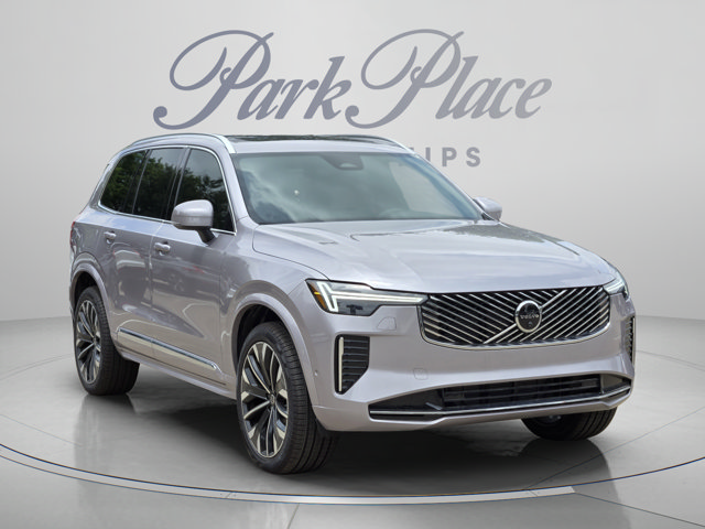 2026 Volvo XC90 Plus Image 1 of 32
