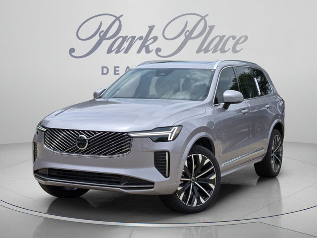2026 Volvo XC90 Plus Image 2 of 32