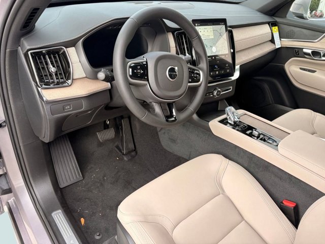 2026 Volvo XC90 Plus Image 13 of 30