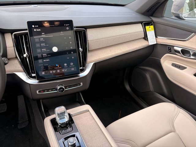 2026 Volvo XC90 Plus Image 29 of 30