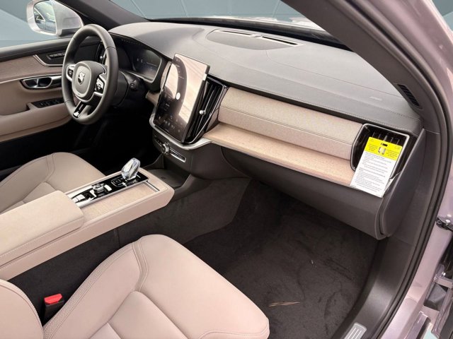 2026 Volvo XC90 Plus Image 12 of 30