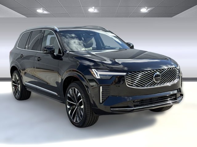 2026 Volvo XC90 Ultra Image 3 of 32