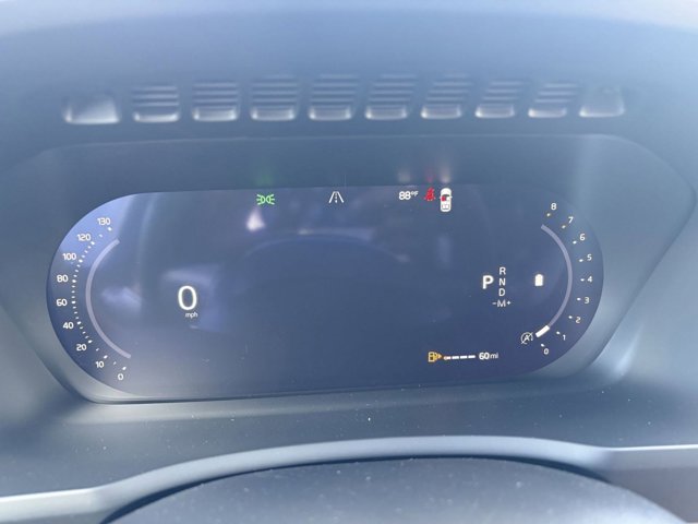 2026 Volvo XC90 Ultra Image 19 of 32