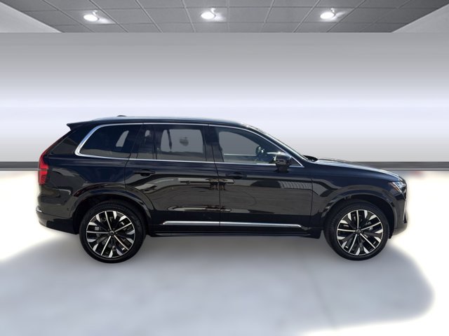 2026 Volvo XC90 Ultra Image 5 of 32
