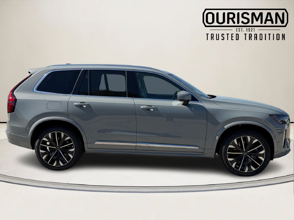 2026 Volvo XC90 Plug-In Hybrid Ultra Image 2 of 33