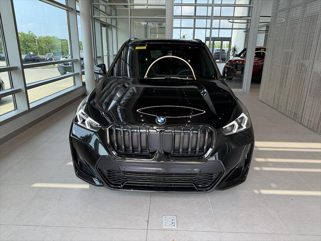 2027 BMW X1 xDrive28i Image 2 of 15