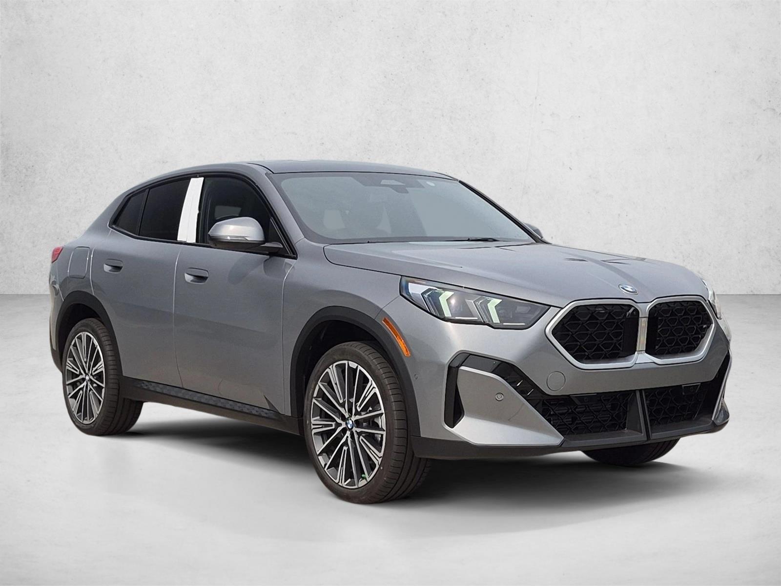 2027 BMW X2 xDrive28i Image 3 of 18