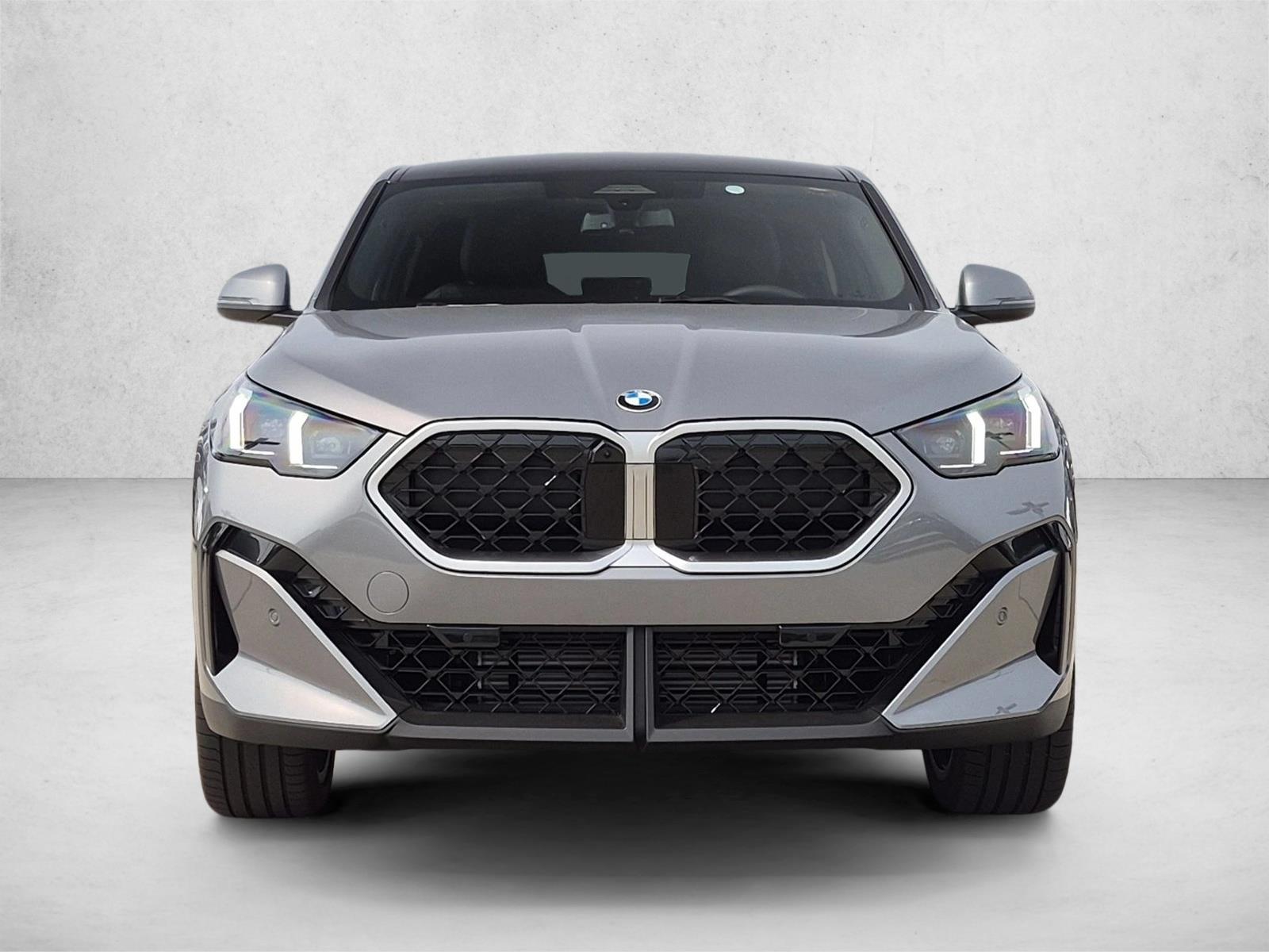 2027 BMW X2 xDrive28i Image 2 of 18