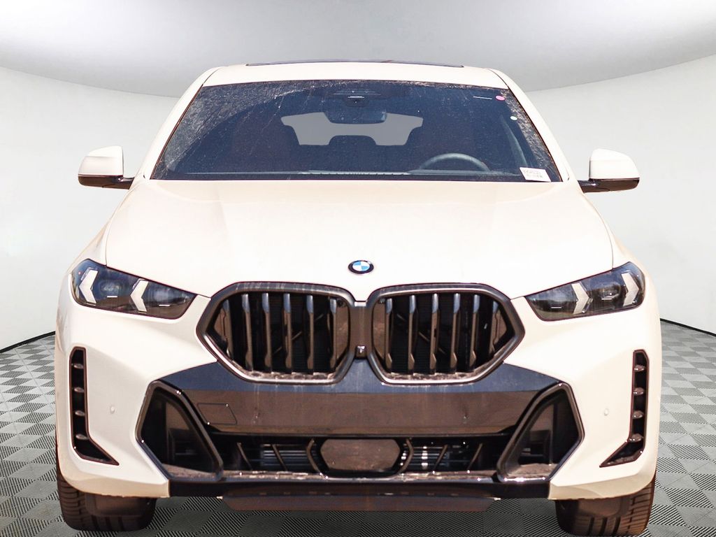 2027 BMW X6 xDrive40i Image 2 of 30