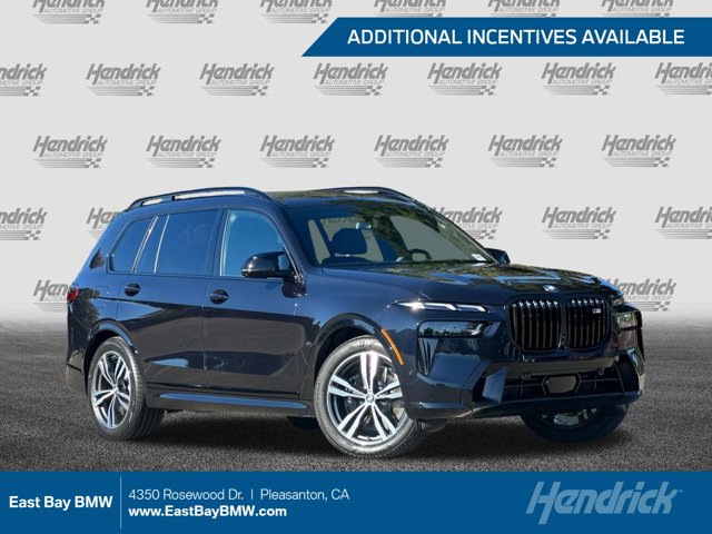 2027 BMW X7 M60i Image 1 of 25