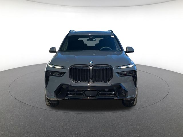 2027 BMW X7 xDrive40i Image 2 of 21