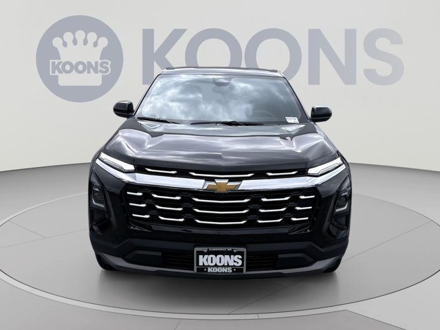 2027 Chevrolet Equinox AWD LT Image 2 of 18