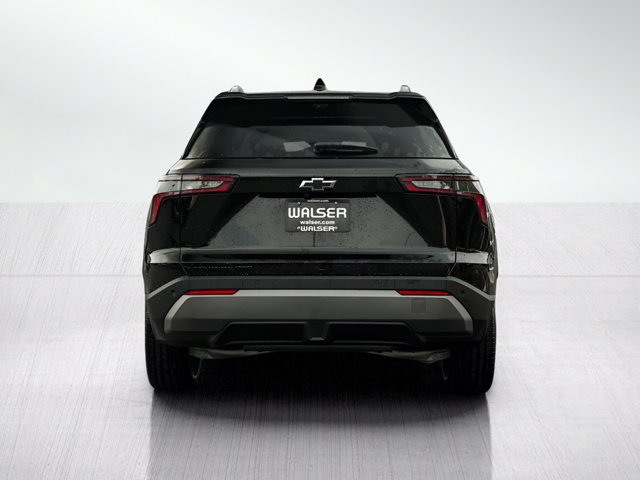 2027 Chevrolet Equinox AWD LT Image 3 of 26