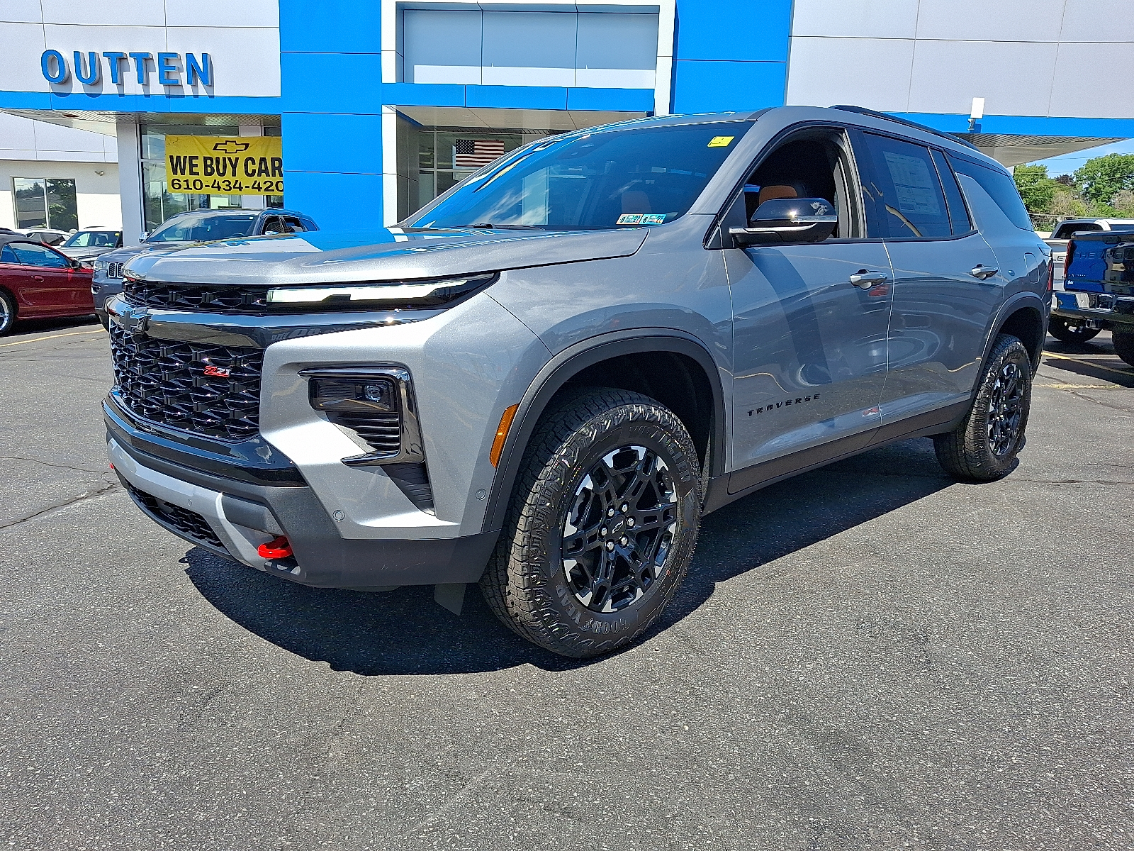 2027 Chevrolet Traverse AWD Z71 Image 1 of 11