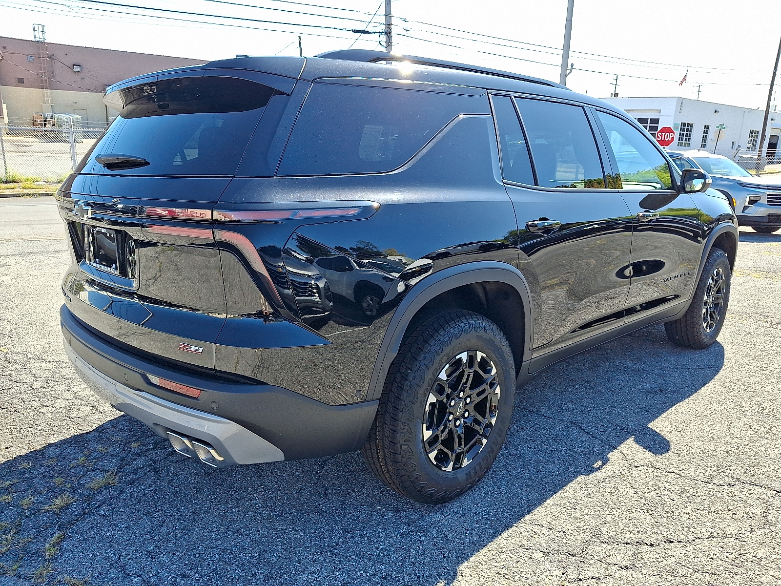 2027 Chevrolet Traverse AWD Z71 Image 3 of 11