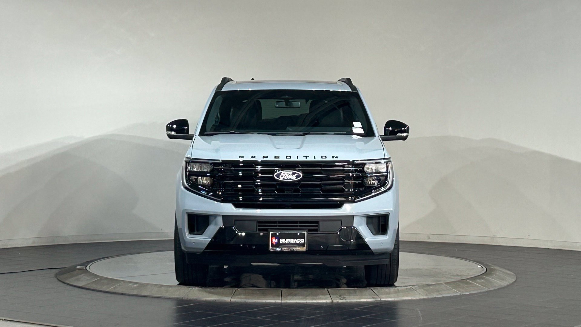 2027 Ford Expedition Platinum Image 2 of 121