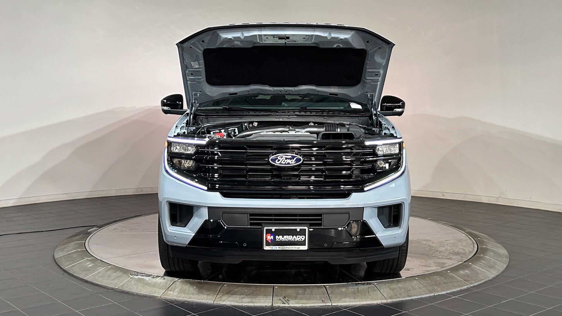 2027 Ford Expedition Platinum Image 3 of 121