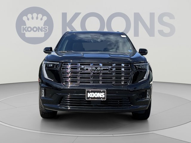 2027 GMC Acadia AWD Denali Ultimate Image 2 of 27