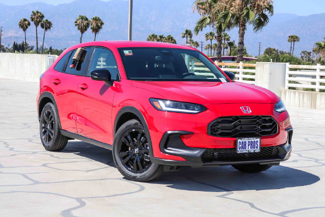 2027 Honda HR-V Sport Image 3 of 43