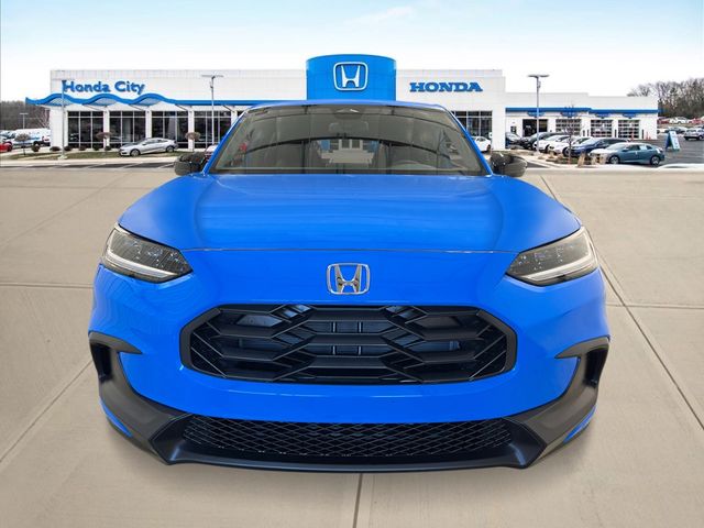 2027 Honda HR-V Sport Image 2 of 26
