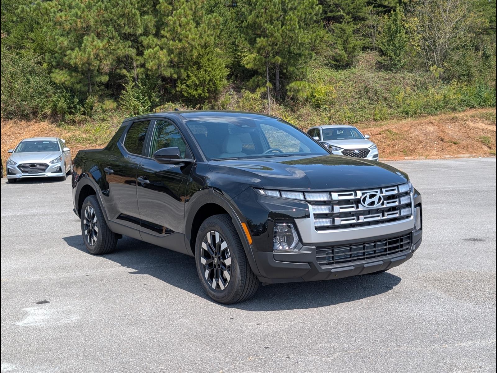 2027 Hyundai Santa Cruz SE Image 3 of 20