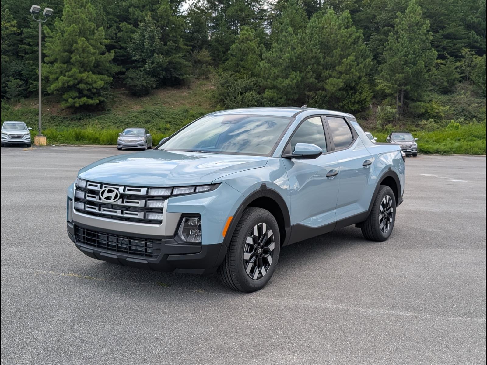 2027 Hyundai Santa Cruz SE Image 1 of 20