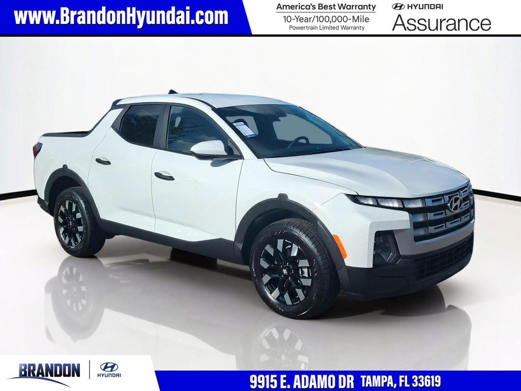 2027 Hyundai Santa Cruz SE Image 2 of 37