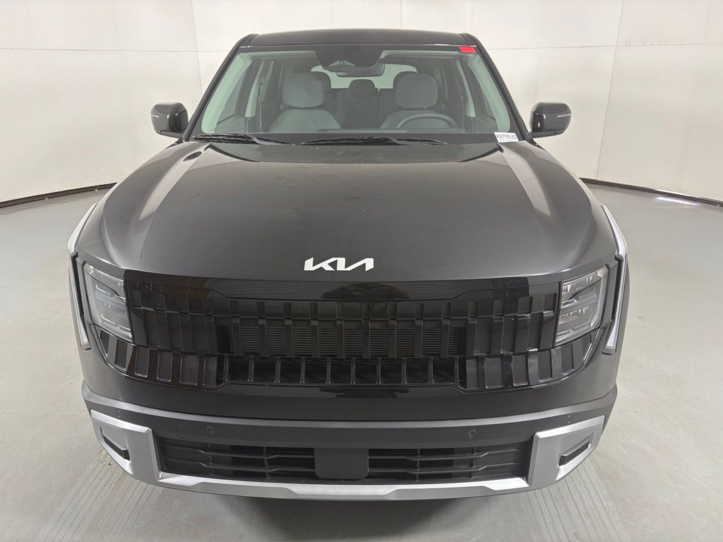 2027 Kia Seltos S Image 2 of 39