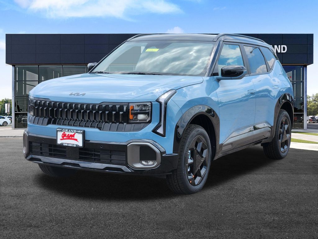 2027 Kia Seltos X-Line S Image 1 of 21