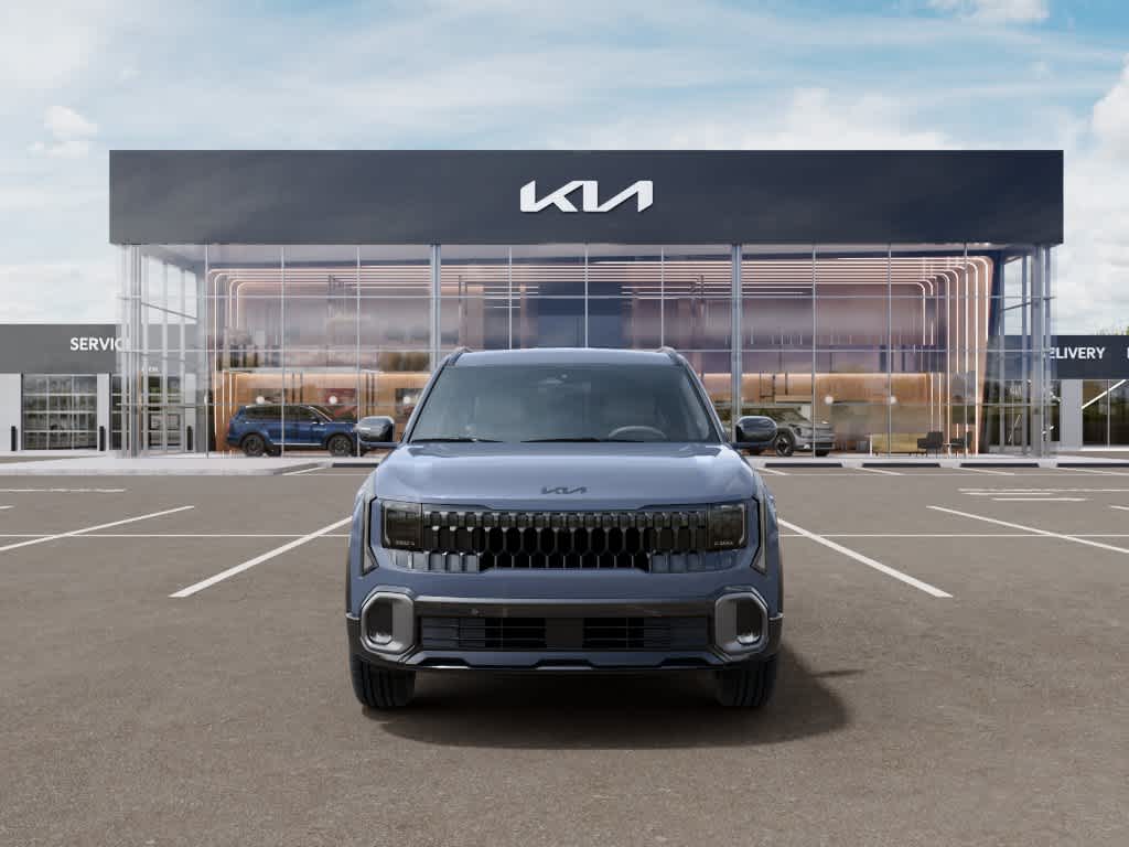 2027 Kia Seltos X-Line S Image 2 of 27