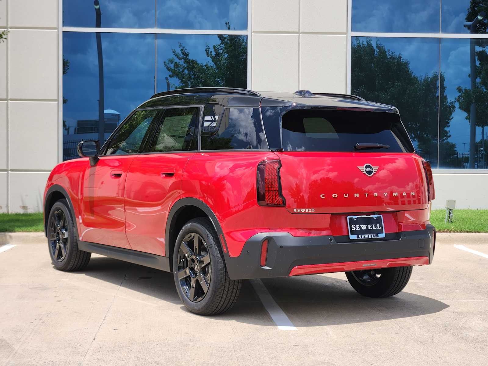 2027 MINI Cooper Countryman S Image 2 of 7