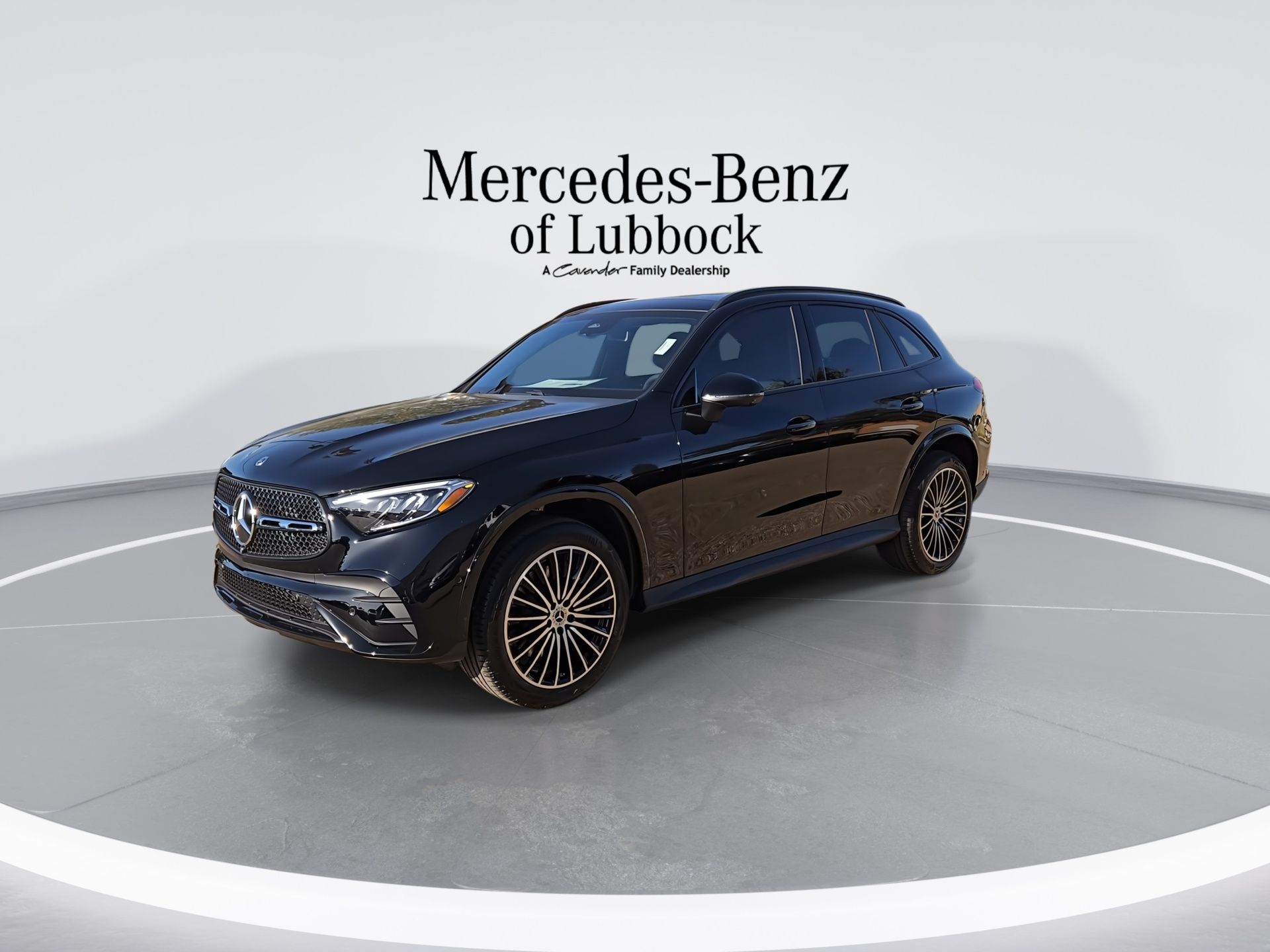 2027 Mercedes-Benz GLC 300 Image 1 of 22
