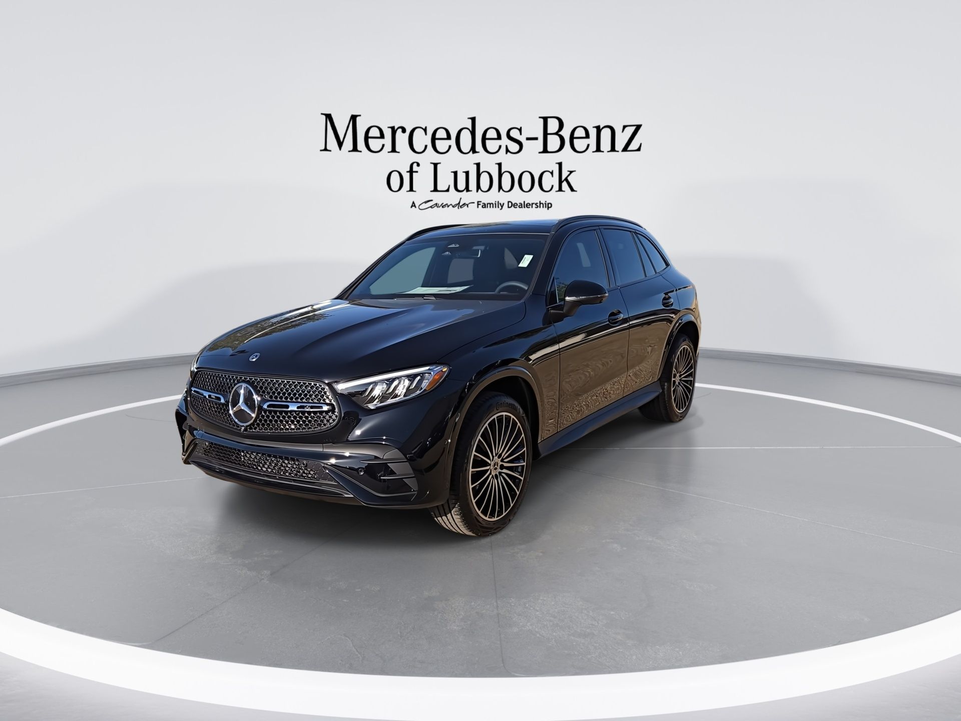 2027 Mercedes-Benz GLC 300 Image 2 of 22