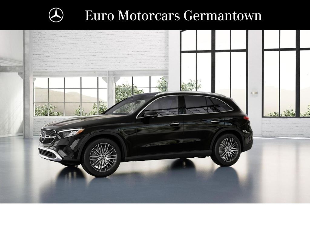 2027 Mercedes-Benz GLC 300 Image 3 of 42