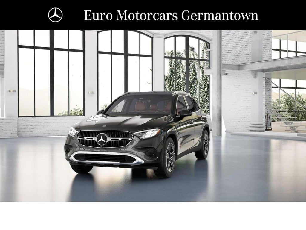 2027 Mercedes-Benz GLC 300 Image 1 of 42