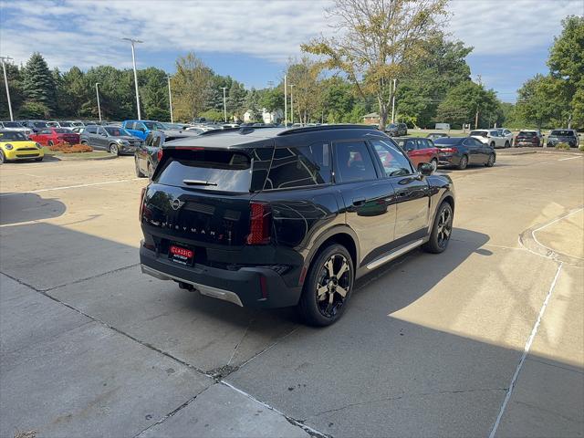 2027 MINI Countryman S Image 3 of 7
