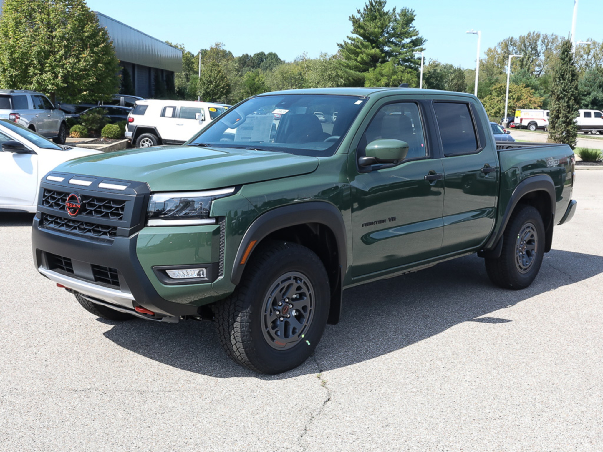 2027 Nissan Frontier PRO-4X Image 1 of 11