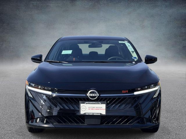 2027 Nissan Sentra SR Image 2 of 24