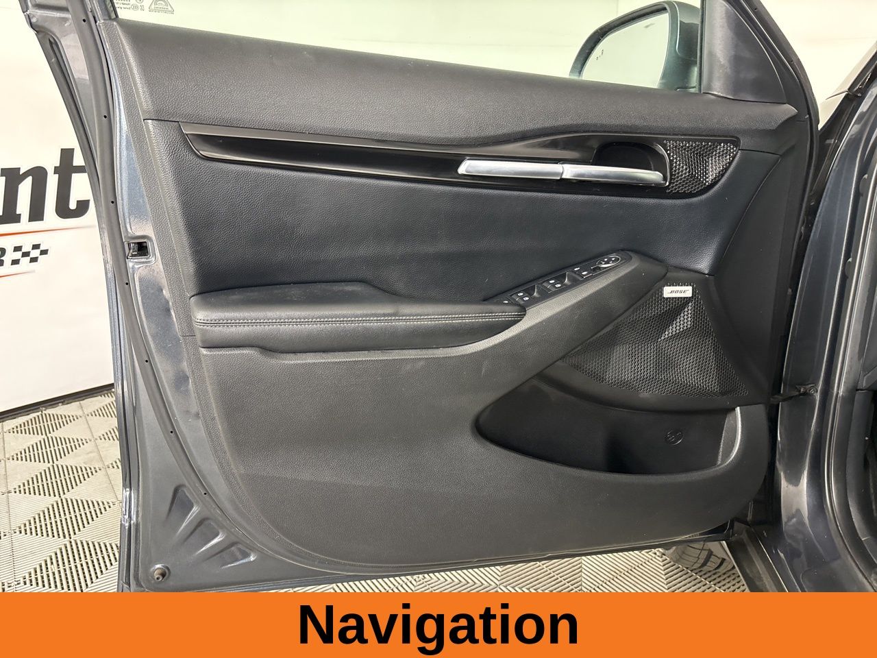 Vehicle image 7 of 34