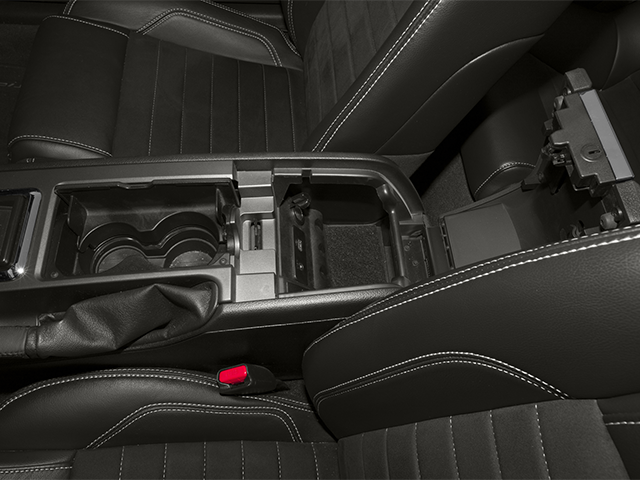 2013 Ford Mustang GT Image 7 of 12
