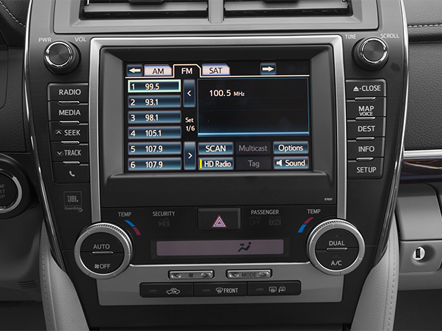 Vehicle image 5 of 11