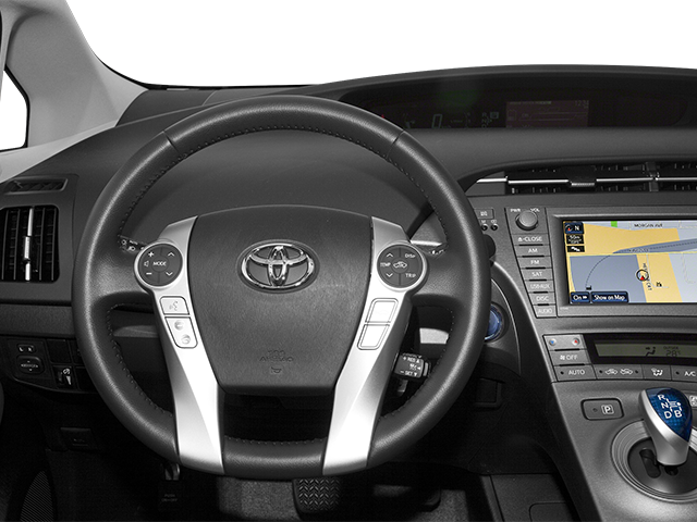 Vehicle image 4 of 12