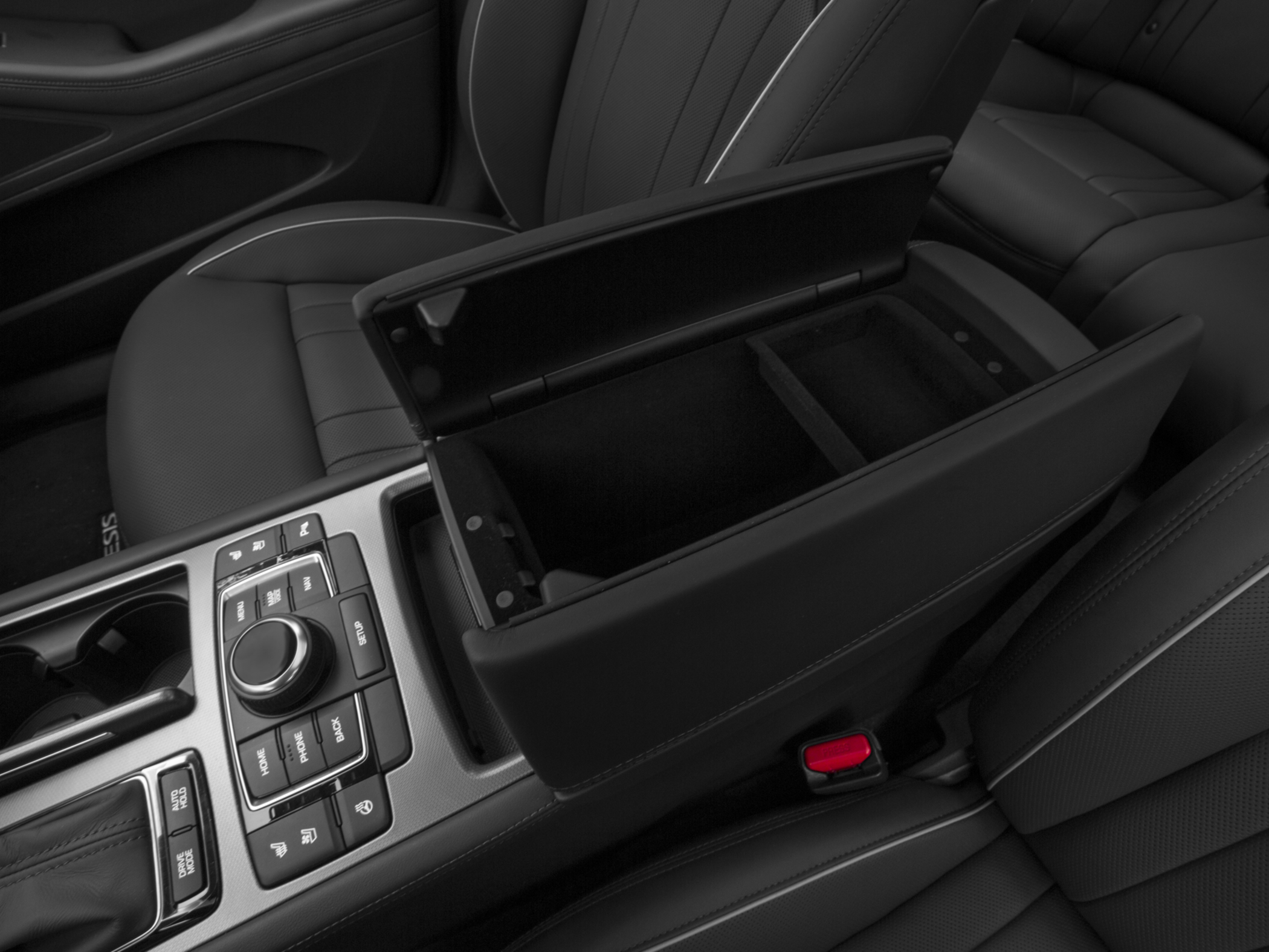 Vehicle image 7 of 12