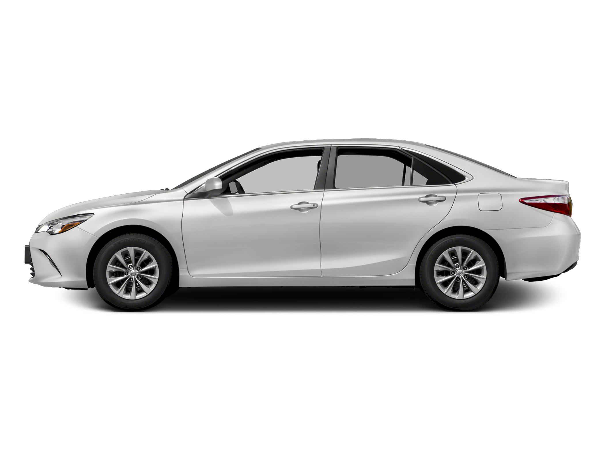 2017 Toyota Camry LE Image 2 of 12