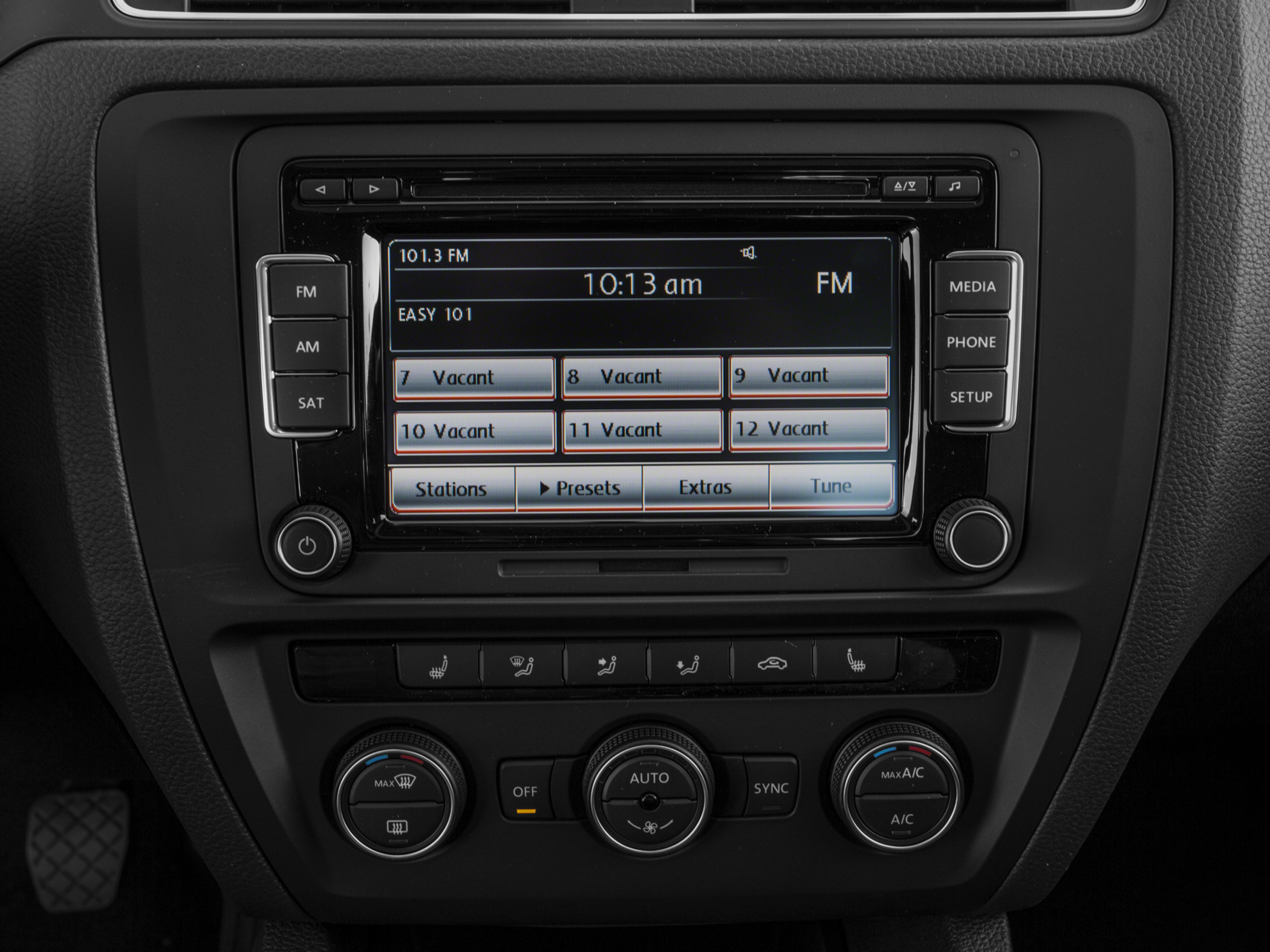 2017 Volkswagen Jetta 1.4T S Image 5 of 12