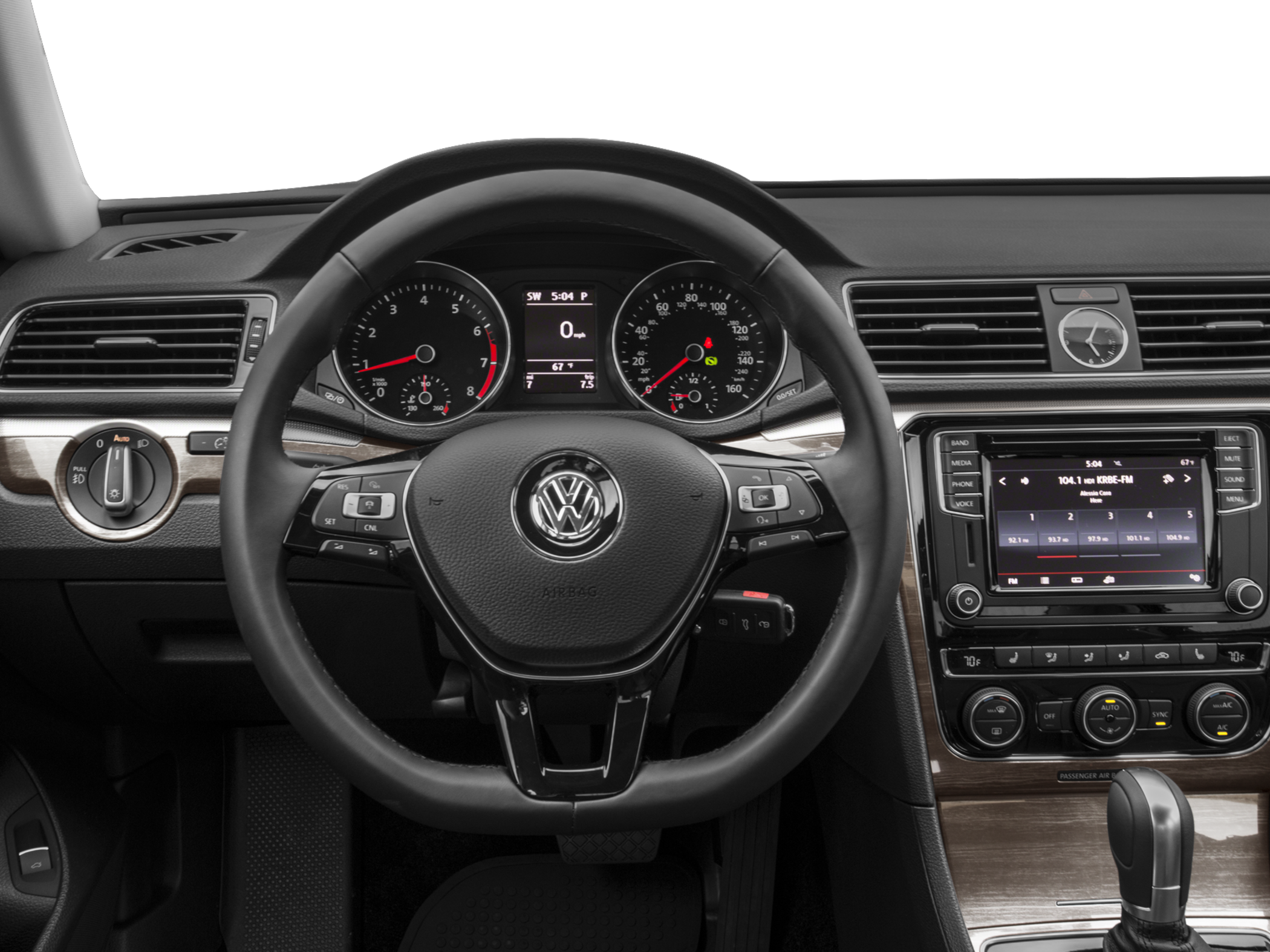2017 Volkswagen Passat 1.8T SE Image 4 of 12