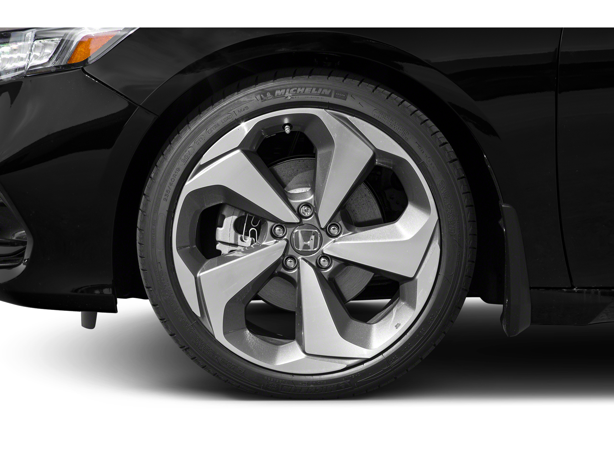 2018 Honda Accord Touring 2.0T Image 12 of 12